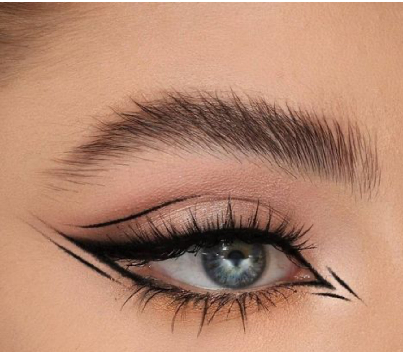 MA Shine bright like a diamond eyeliner
